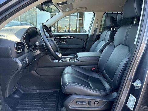 Used 2023 Honda Pilot EX-L image 4