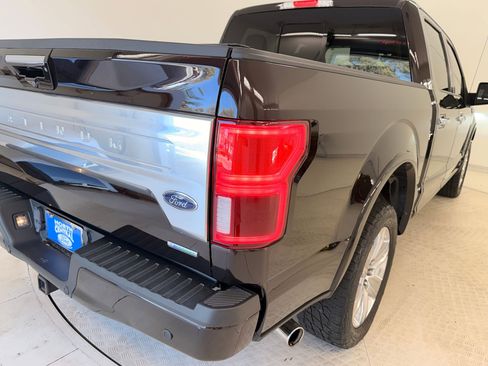 Used 2018 Ford F150 Platinum w/ Equipment Group 701A Luxury image 30