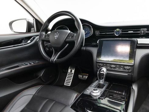 Used 2017 Maserati Quattroporte S GranSport Q4 image 12