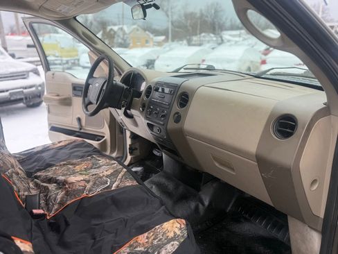 Used 2005 Ford F150 XL image 12