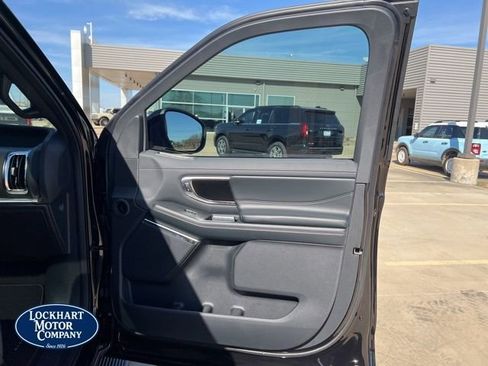 New 2026 Ford Expedition Platinum w/ Stealth Appearance Package image 25