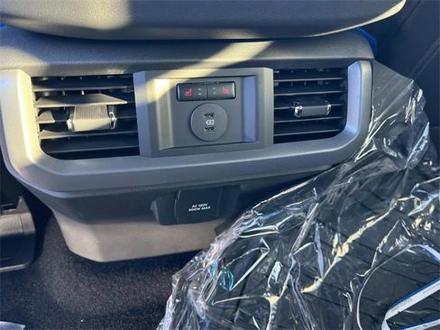 New 2025 Ford F150 Lariat w/ Equipment Group 502A High image 18