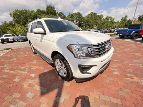 Used 2020 Ford Expedition XLT w/ Equipment Group 202A AWD/4WD image 38