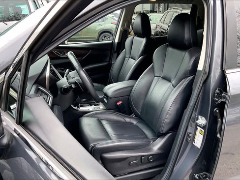 Used 2024 Subaru Ascent Touring AWD/4WD image 8