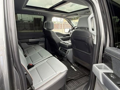 Used 2025 Ford F150 Lariat w/ Equipment Group 502A High image 27