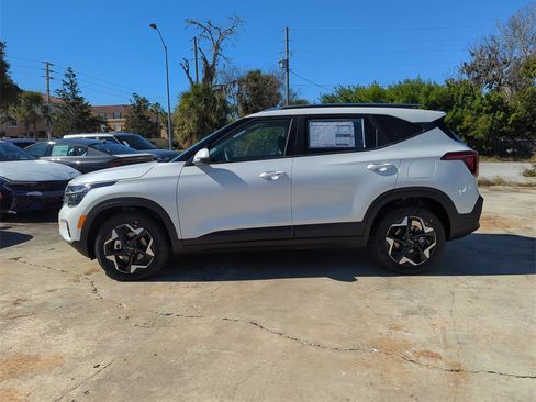 New 2026 Kia Carnival LXS image 5