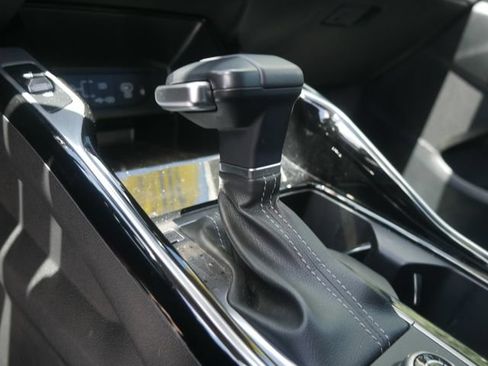 Used 2025 Kia Sorento SX FWD image 35