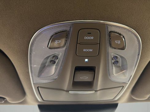 Used 2011 Hyundai Equus Ultimate RWD image 21