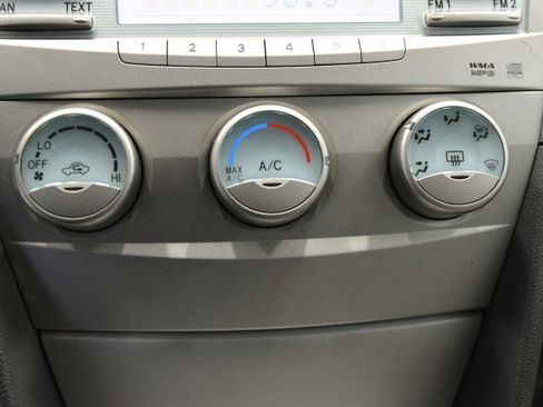 Used 2007 Toyota Camry LE image 22