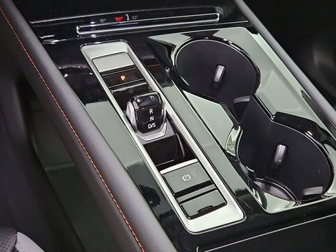 New 2026 Volkswagen Atlas Peak Edition image 33