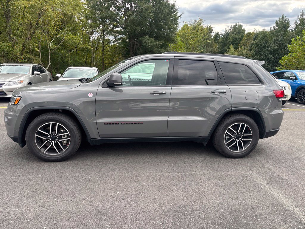 Used 2021 Jeep Grand Cherokee Trailhawk w/ Premium Lighting Group AWD/4WD image 8