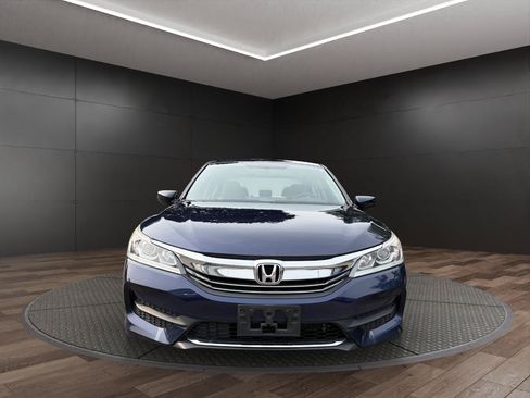 Used 2016 Honda Accord LX image 3