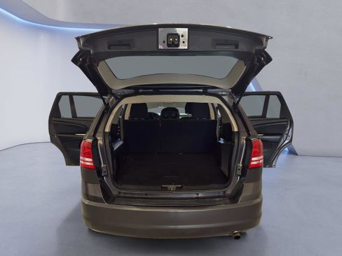 Used 2016 Dodge Journey SE image 12