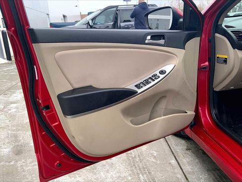 Used 2017 Hyundai Accent Value Edition image 19