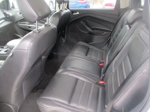 Used 2018 Ford Escape SEL image 10