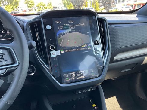 New 2025 Subaru Forester Limited image 17