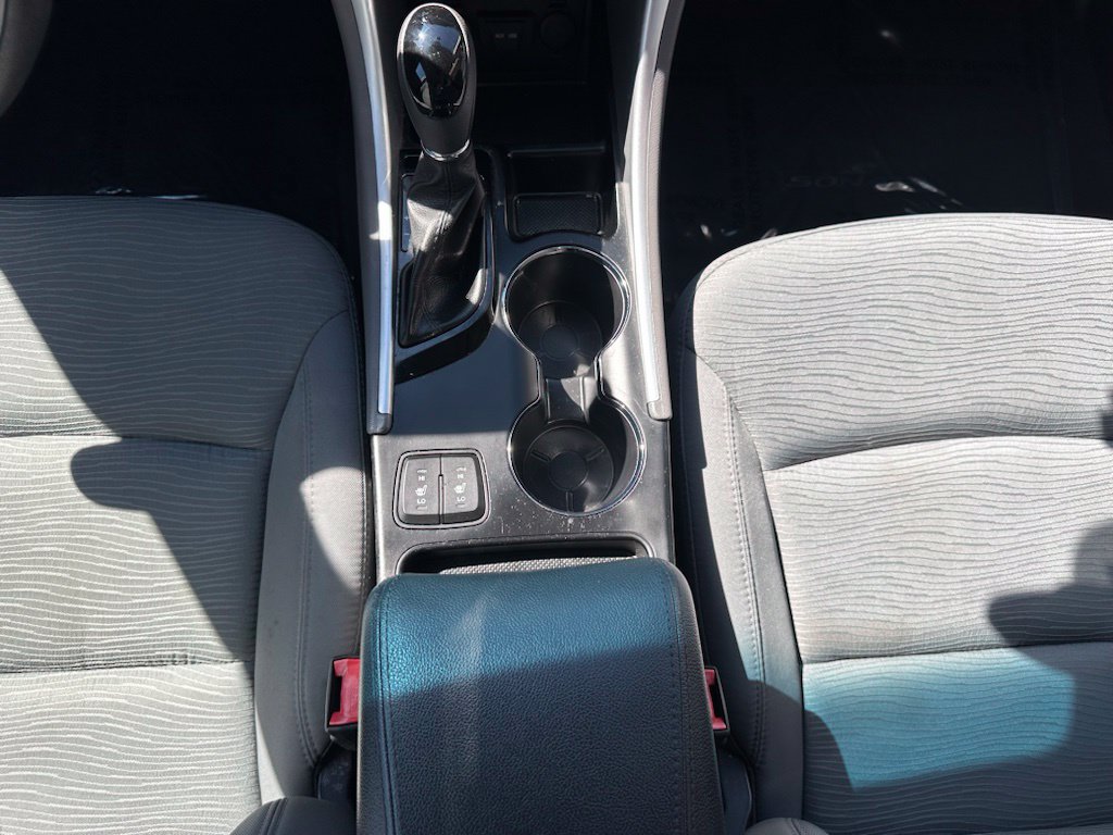 Used 2014 Hyundai Sonata Hybrid FWD image 24