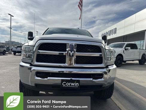 Used 2016 RAM 3500 Tradesman w/ Chrome Appearance Group AWD/4WD image 2