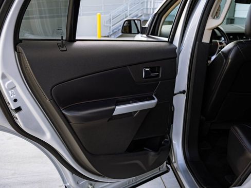 Used 2011 Ford Edge SEL w/ 202A Rapid Spec Order Code image 28