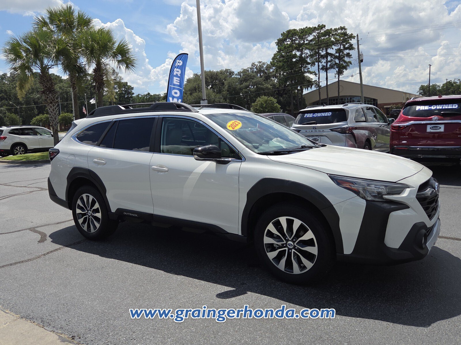 Used 2023 Subaru Outback Limited AWD/4WD image 7
