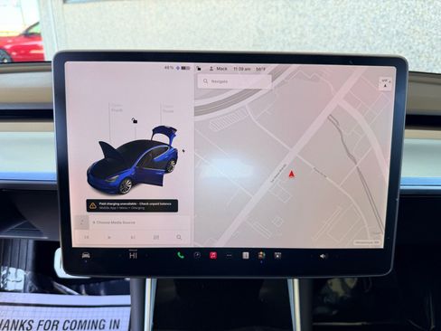 Used 2019 Tesla Model 3 Standard Range image 10