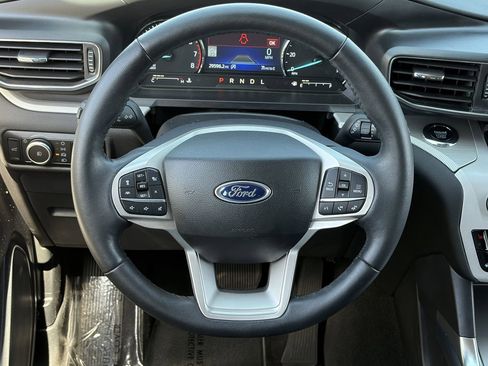 Certified 2023 Ford Explorer XLT w/ Equipment Group 202A AWD/4WD image 19