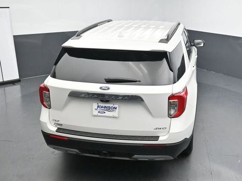 Used 2023 Ford Explorer XLT w/ Equipment Group 202A AWD/4WD image 26