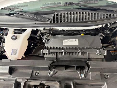 Used 2025 Chevrolet Express 3500 LT w/ LT Preferred Equipment Group RWD image 28