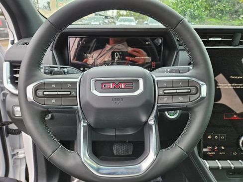 New 2026 GMC Terrain Elevation w/ Elevation Premium Package AWD/4WD image 25