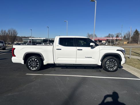 Used 2023 Toyota Tundra Limited image 20