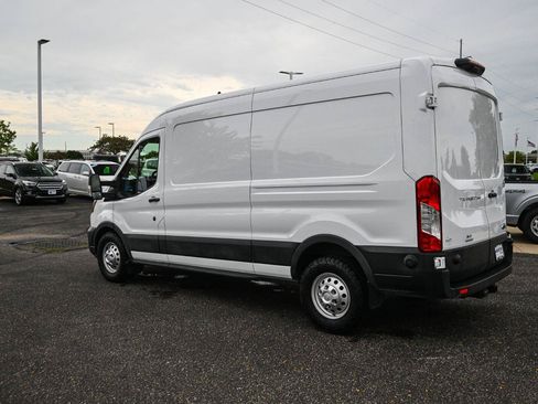 Used 2025 Ford Transit 250 148 Medium Roof Extended AWD w/ Load Area Protection Package image 7