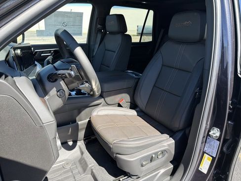 New 2026 Chevrolet Tahoe High Country w/ Sun And Tow Package AWD/4WD image 12