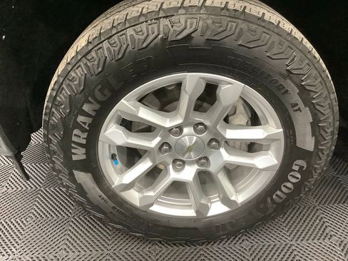 Used 2024 Chevrolet Silverado 1500 LT w/ Max Trailering Package image 2