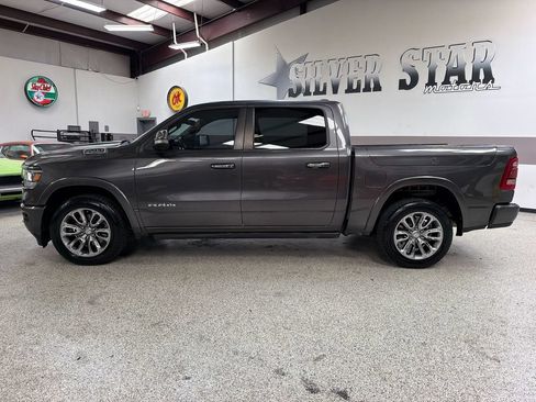 Used 2021 RAM 1500 Laramie w/ Laramie Southwest Edition RWD image 3