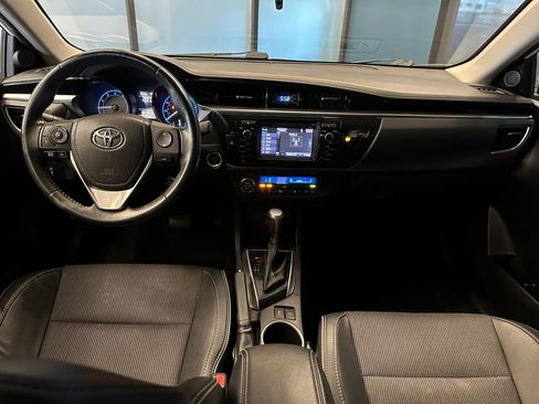 Used 2014 Toyota Corolla S w/ Driver Convenience Package FWD image 9