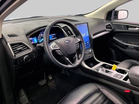 Used 2023 Ford Edge SEL w/ Convenience Package image 12