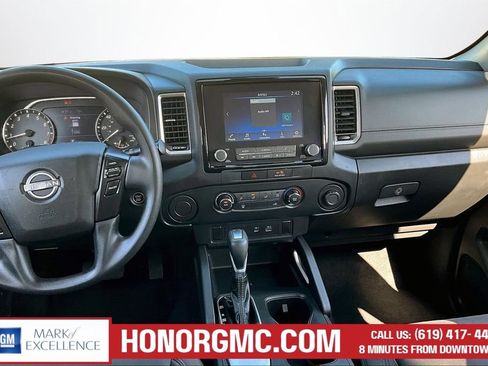Used 2022 Nissan Frontier SV RWD image 10