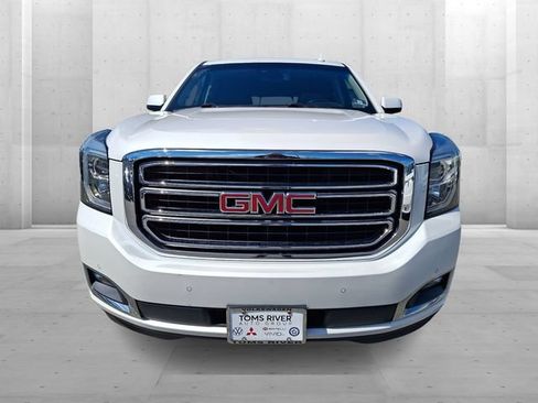 Used 2019 GMC Yukon SLT w/ Open Road Package AWD/4WD image 2