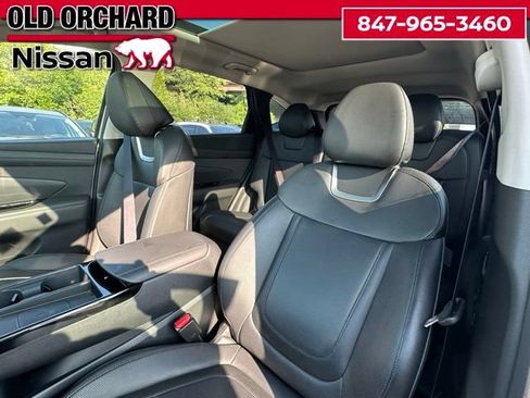 Used 2025 Hyundai Tucson Limited AWD/4WD image 11