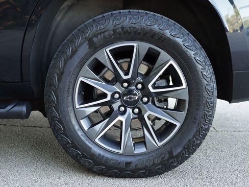 Used 2023 Chevrolet Tahoe Z71 w/ Luxury Package AWD/4WD image 44