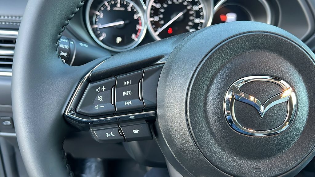 New 2025 MAZDA CX-5 AWD 2.5 S w/ Preferred Package image 16
