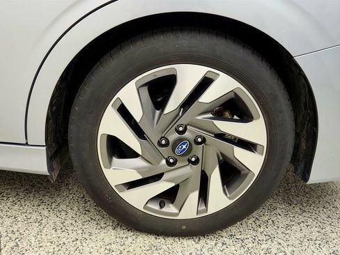 Used 2024 Subaru Legacy Limited AWD/4WD image 9