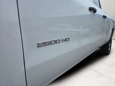 Used 2019 Chevrolet Silverado 2500 W/T w/ WT Convenience Package AWD/4WD image 35