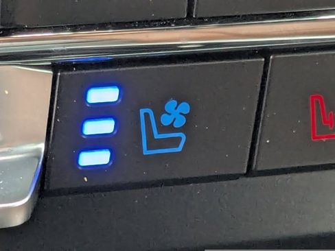 Used 2025 Ford F350 King Ranch image 23