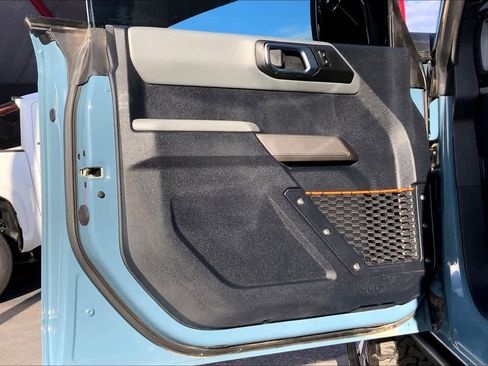 Used 2023 Ford Bronco Badlands image 22