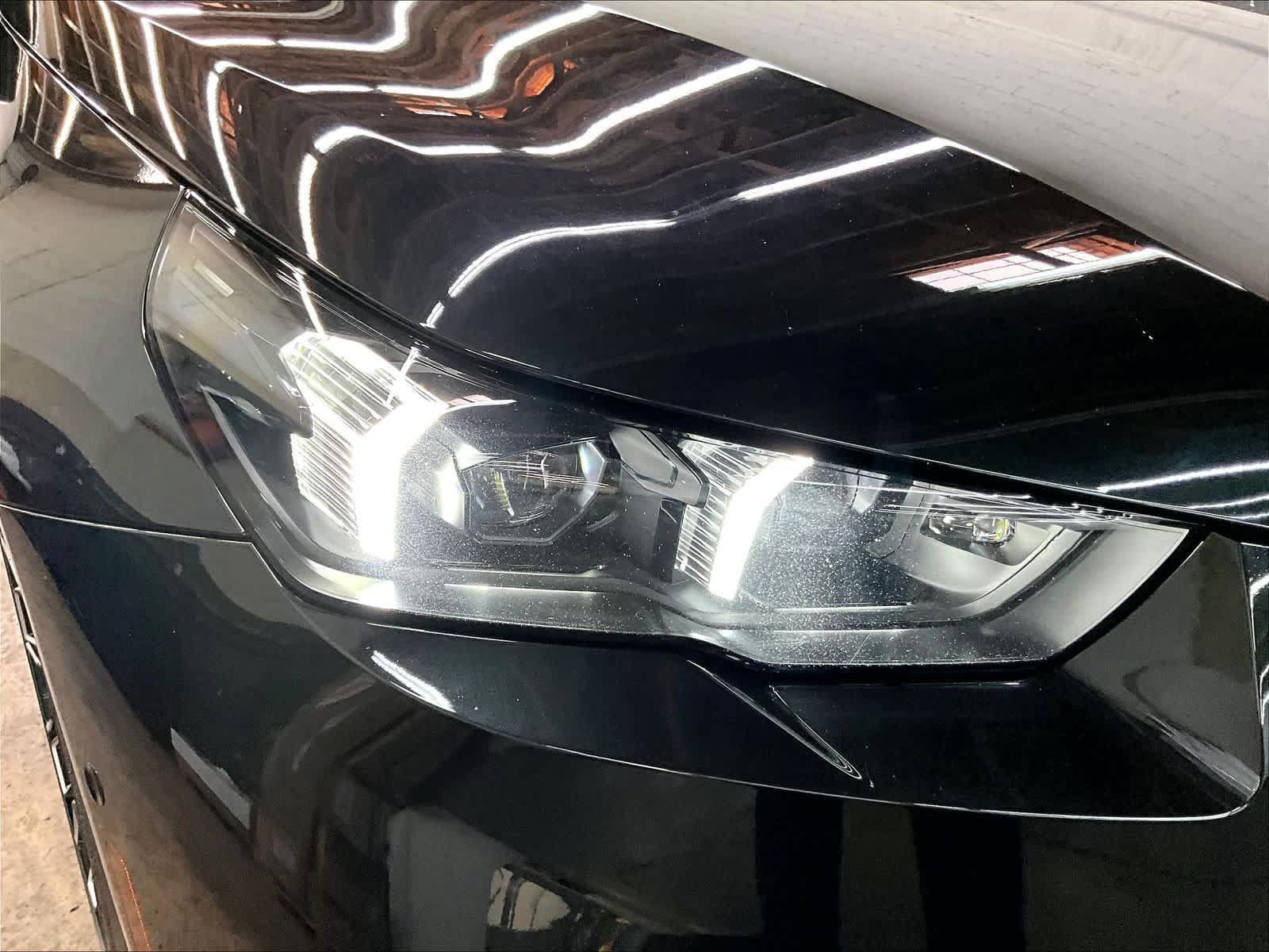 Used 2025 BMW M5 AWD/4WD image 31