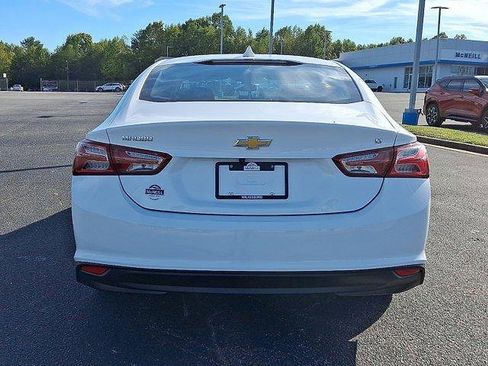 Used 2022 Chevrolet Malibu LT image 5