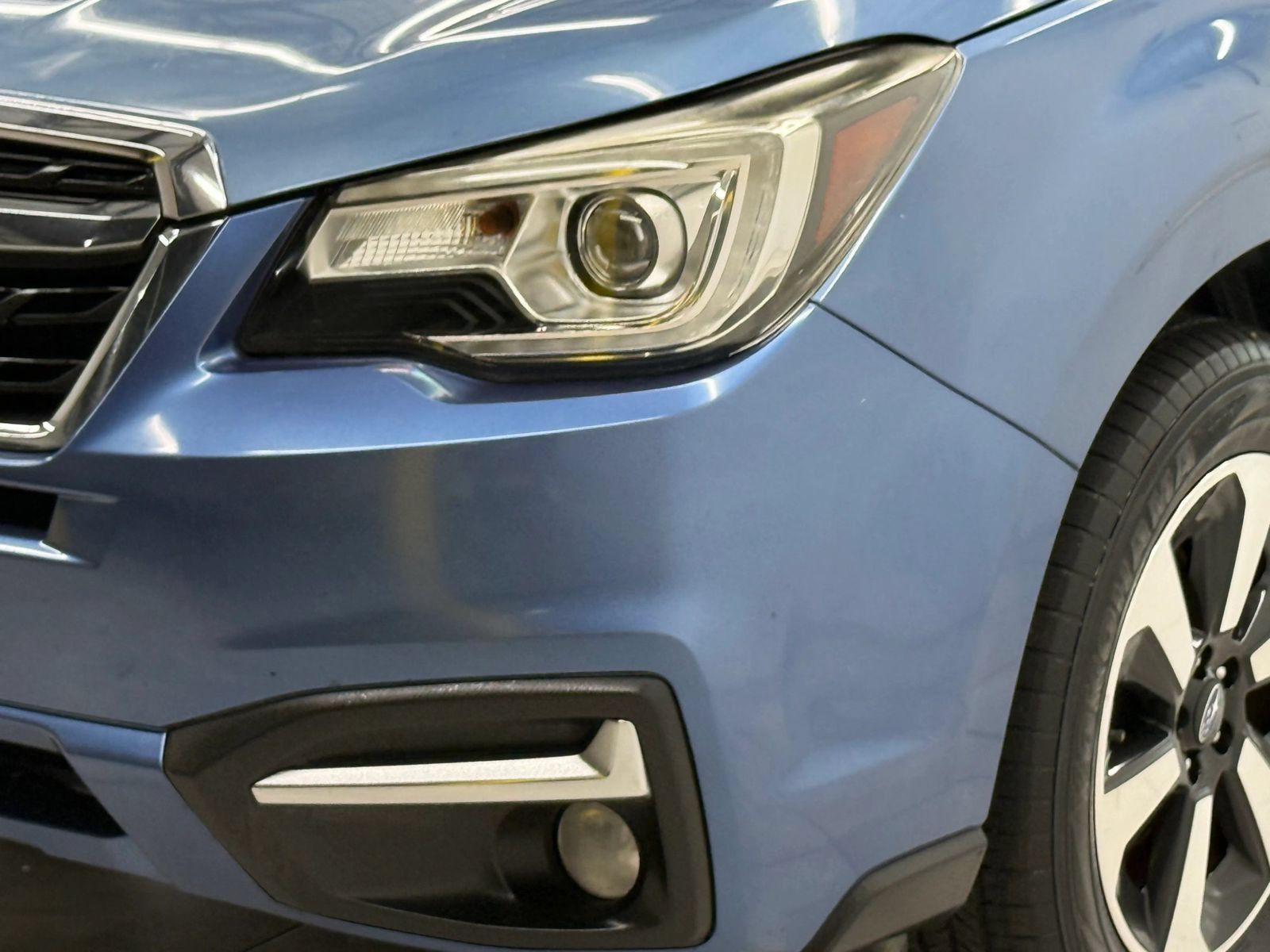 Used 2017 Subaru Forester 2.5i Limited AWD/4WD image 4