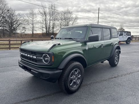 New 2025 Ford Bronco Big Bend image 2