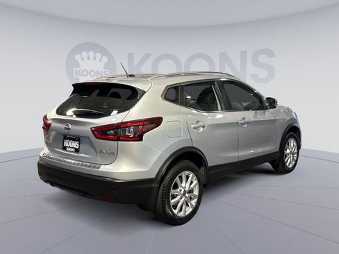 Used 2022 Nissan Rogue Sport SV image 7